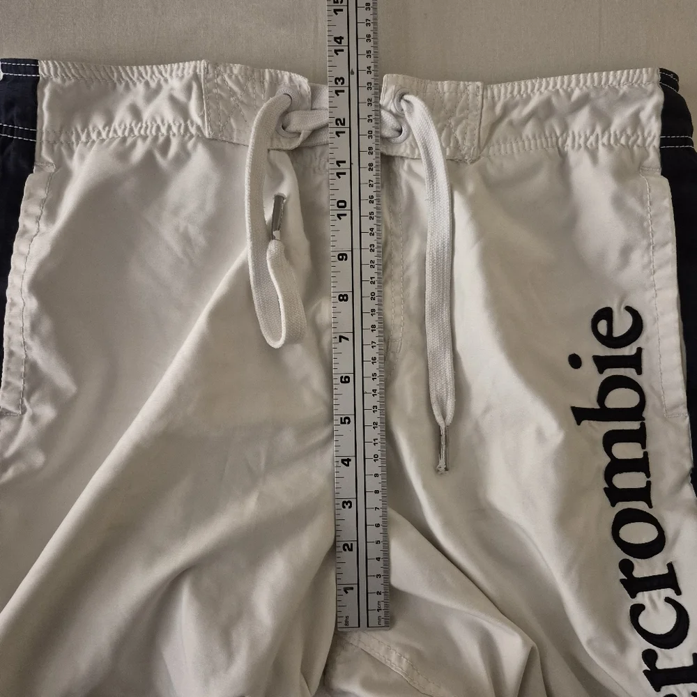 Abercrombie & Fitch Mens‎ L White Lined Board Shorts Spell Out Y2K Preppy